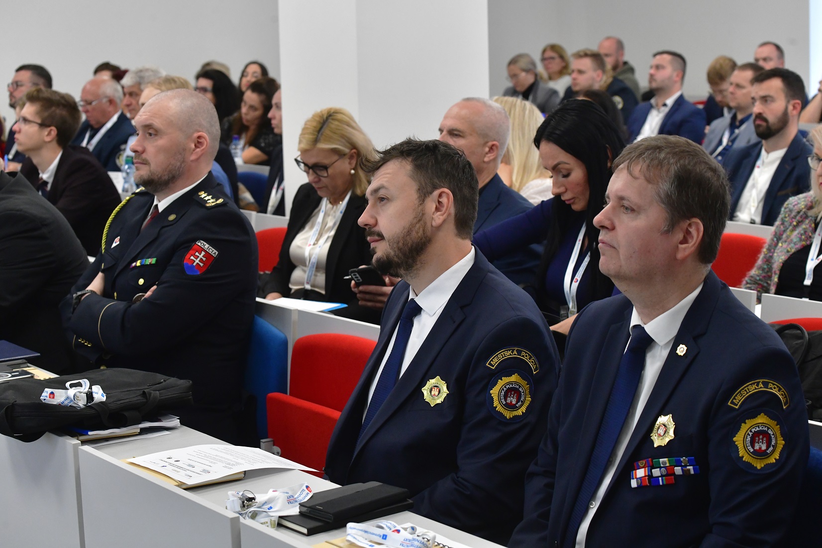 V Bratislave sa konala vedecko-odborná konferencia na tému bezpečnejšieho prostredia v základných a stredných školách